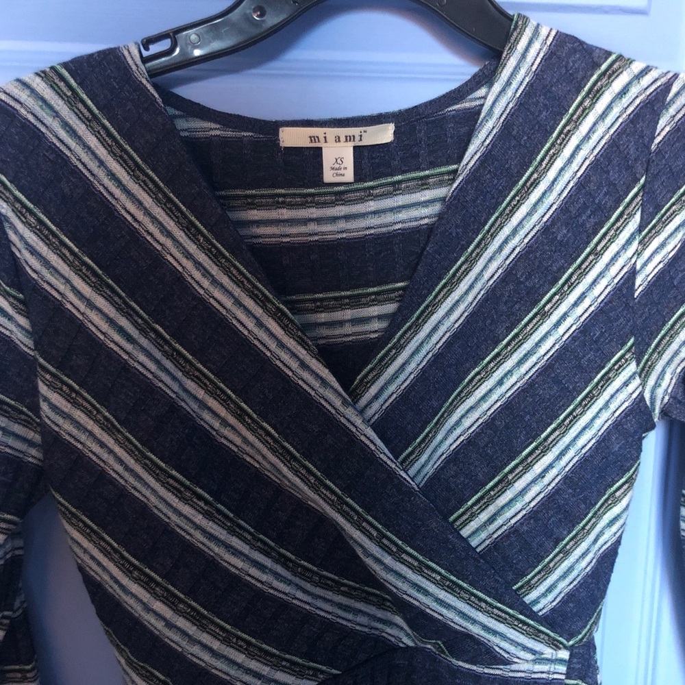Never worn midi dress from francescas - Picture 3 of 4